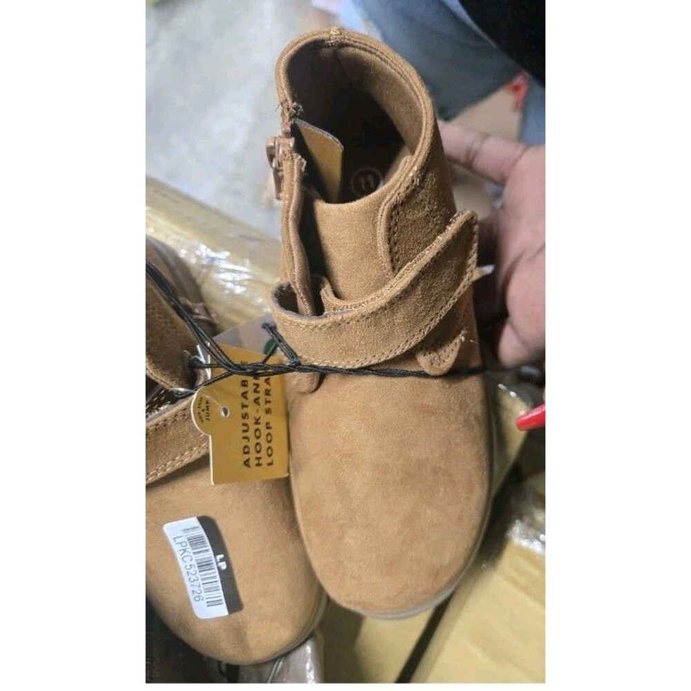 Cat & Jack Toddler Grayson Chukka Boots - Picture 5 of 5